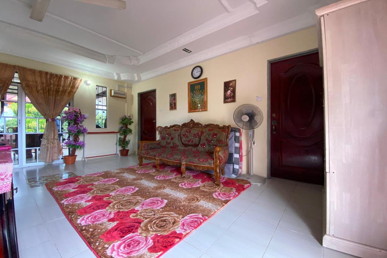 Oyo Home 90331 D'Jj Homestay Kota Belud Kültér fotó